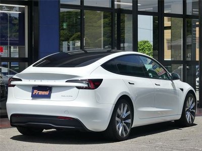 2023 Tesla MODEL 3 photo 2