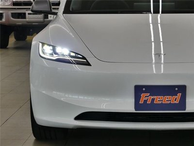 2023 Tesla MODEL 3 — миниатюра 35