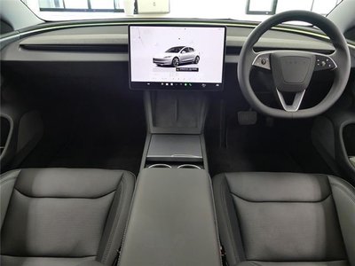 2023 Tesla MODEL 3 photo 3