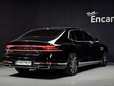 صورة 3 لـ 2022 Genesis G90 (RS4)