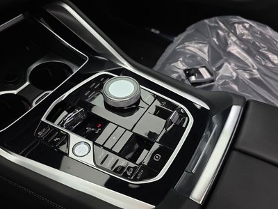2026 BMW X6 — миниатюра 12