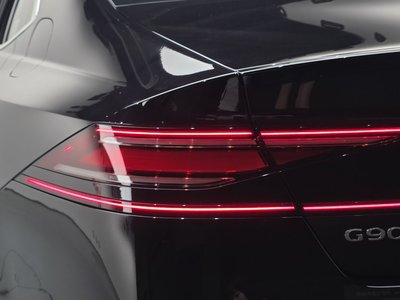 صورة 10 لـ 2022 Genesis G90 (RS4)