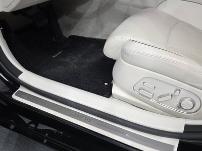 صورة مصغرة 38 لـ 2022 Genesis G90 (RS4)