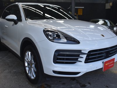 PORSCHE CAYENNE - 4
