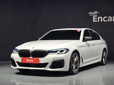 2023 BMW 5 SERIES — фото 1