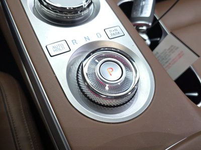 2022 Genesis GV70 photo 9