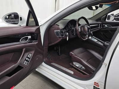PORSCHE PANAMERA - 10