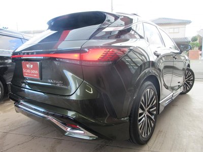 صورة 6 لـ 2025 Lexus RX