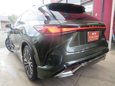 صورة 5 لـ 2025 Lexus RX