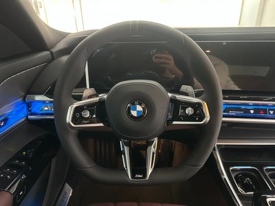 BMW 7 SERIES - 8