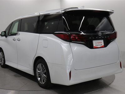2024 TOYOTA ALPHARD photo 3