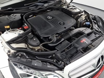 MERCEDES-BENZ E-CLASS - 7