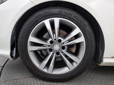 MERCEDES-BENZ E-CLASS - 6