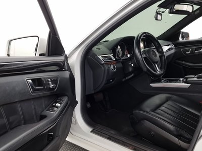 MERCEDES-BENZ E-CLASS - 10