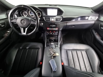 MERCEDES-BENZ E-CLASS - 5