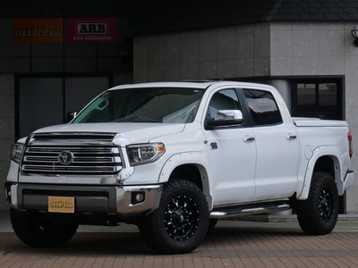 TOYOTA TUNDRA - 1