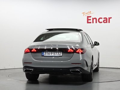 MERCEDES-BENZ E-CLASS - 3