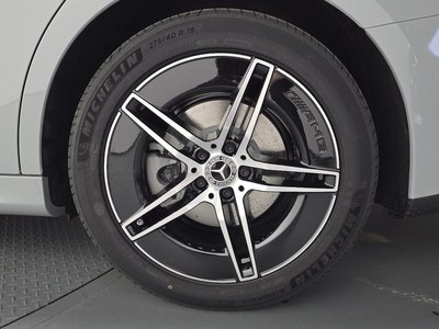 MERCEDES-BENZ E-CLASS - 8