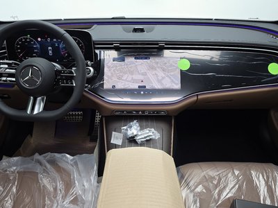 MERCEDES-BENZ E-CLASS - 5