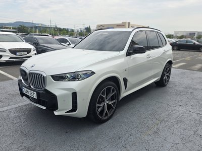 صورة 4 لـ 2024 BMW X5