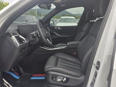 صورة 10 لـ 2024 BMW X5