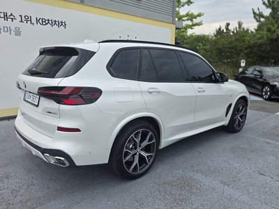 صورة 3 لـ 2024 BMW X5