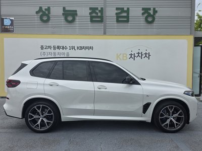 صورة 2 لـ 2024 BMW X5