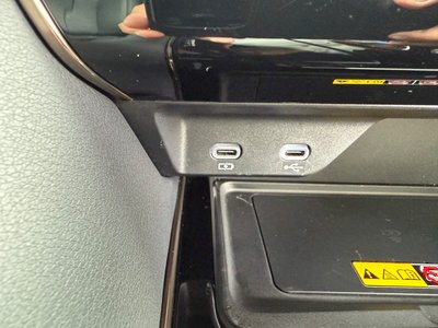صورة مصغرة 21 لـ 2023 Toyota VELLFIRE