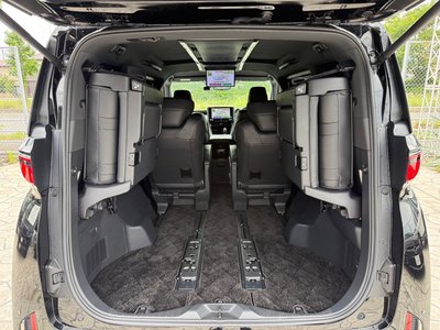 صورة مصغرة 36 لـ 2023 Toyota VELLFIRE