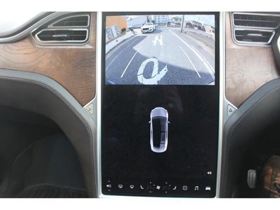 2017 Tesla MODEL X — фото 9