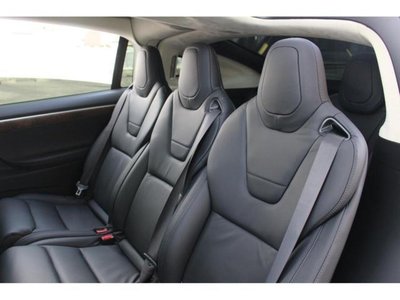2017 Tesla MODEL X — миниатюра 23