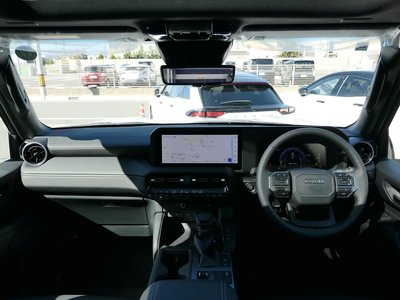 TOYOTA LAND CRUISER 250 - 6