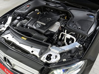 MERCEDES-BENZ E-CLASS - 7