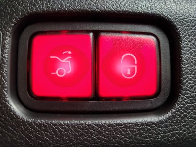 MERCEDES-BENZ E-CLASS - 10