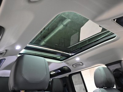 2024 LAND Rover DEFENDER thumbnail 65