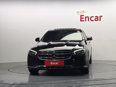 MERCEDES-BENZ E-CLASS - 2