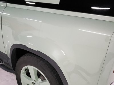 صورة 8 لـ 2023 LAND Rover DEFENDER