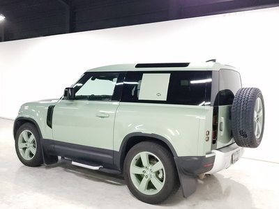 صورة 7 لـ 2023 LAND Rover DEFENDER