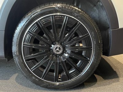 MERCEDES-BENZ GLB - 3