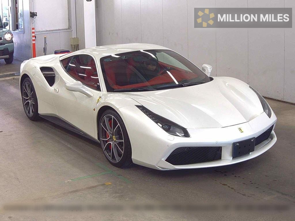 FERRARI 488 - View 1