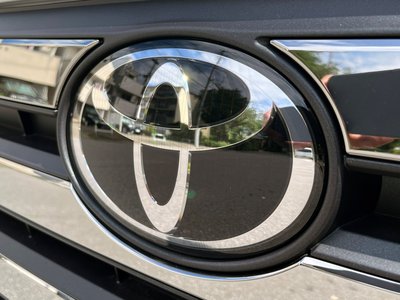 TOYOTA VELLFIRE - 7