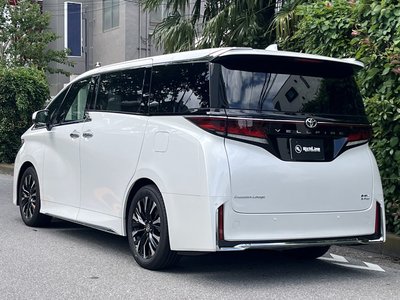 TOYOTA VELLFIRE - 9