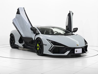 LAMBORGHINI REVUELTO