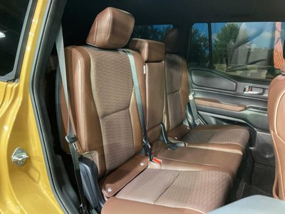 TOYOTA LAND CRUISER 250 - 10