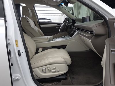 2023 Genesis GV80 — миниатюра 11