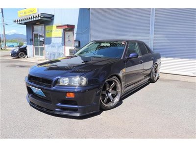 NISSAN SKYLINE - 4