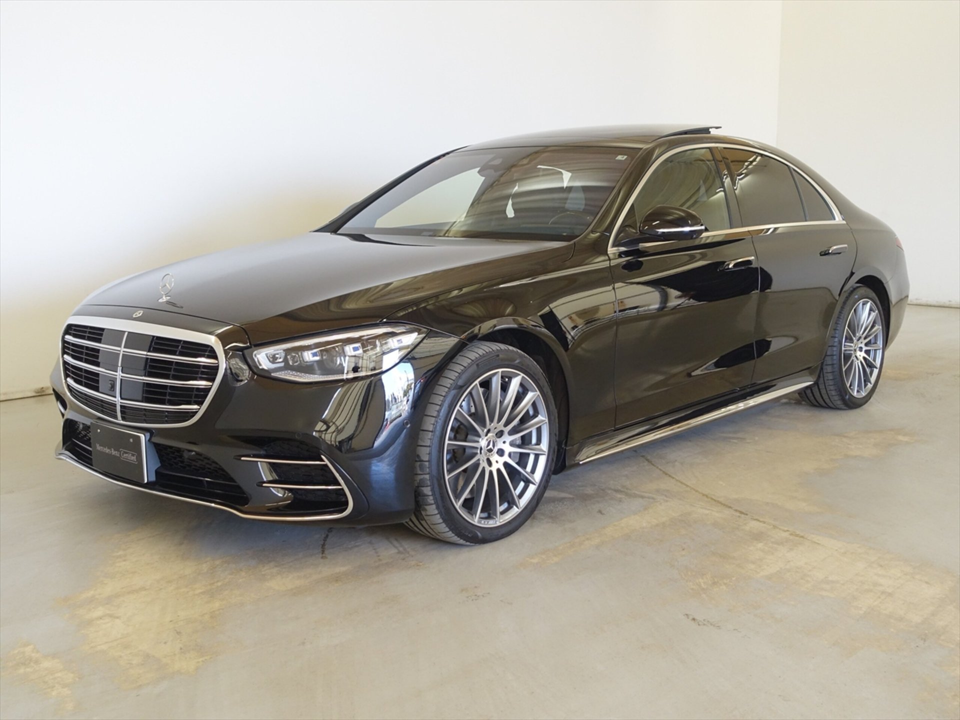 MERCEDES-BENZ S-CLASS - View 1