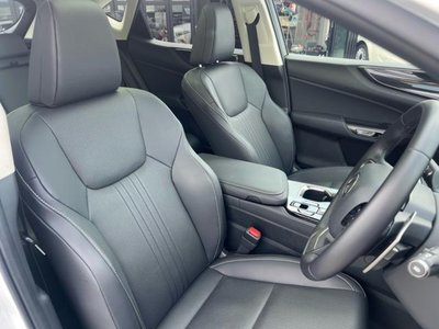 صورة 3 لـ 2023 Lexus NX