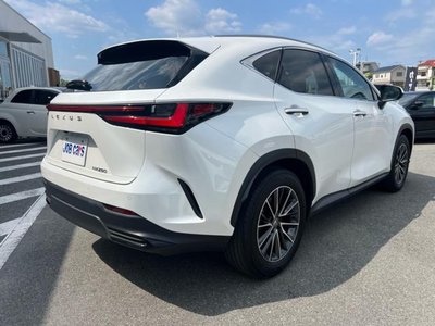 صورة 8 لـ 2023 Lexus NX