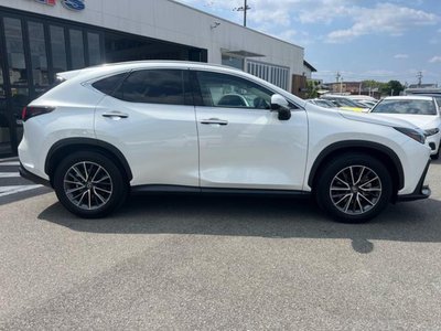 صورة 7 لـ 2023 Lexus NX